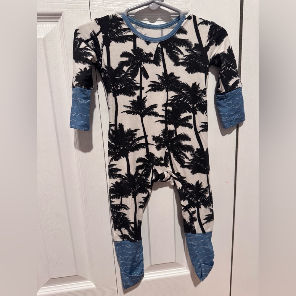 The Simple Seed baby Bamboo convertible footie 3/6